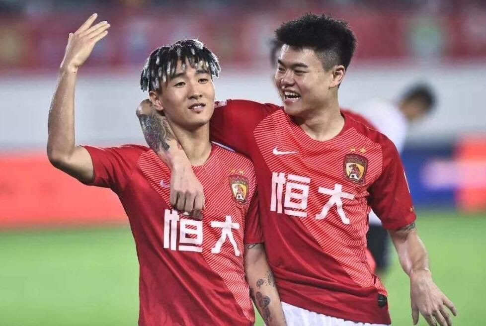 连雾是一个不为名利，终身追求;科学理想的怪才；而令人好奇的是，又因何陷入偏执，在地球酝酿阴谋